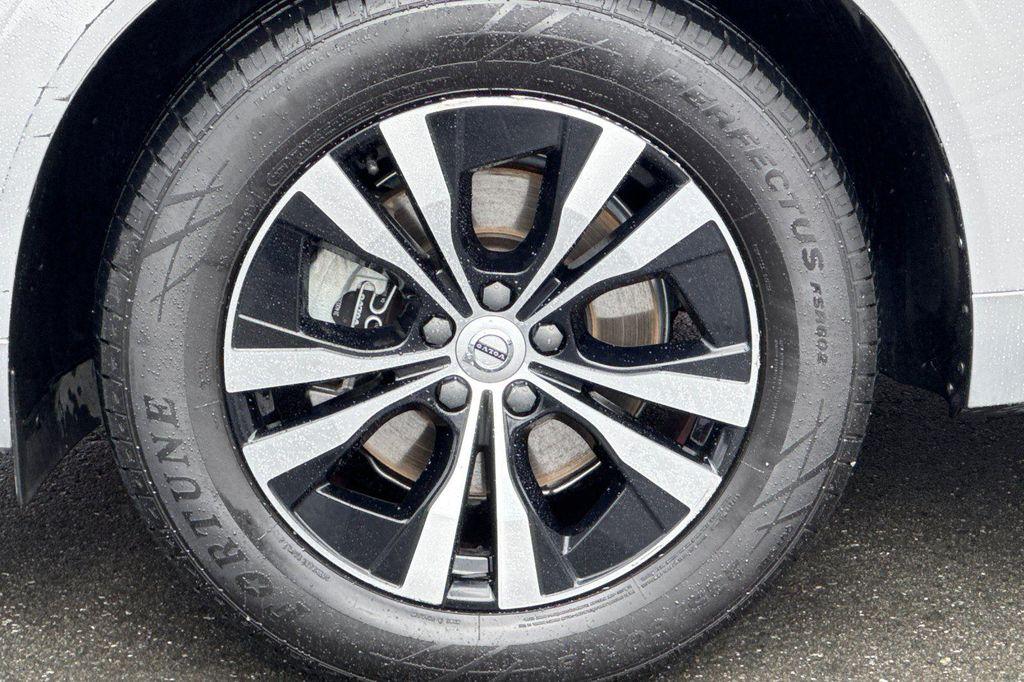 used 2023 Volvo XC60 car, priced at $25,599