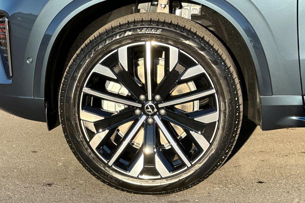 new 2026 Volvo XC90 car, priced at $67,560