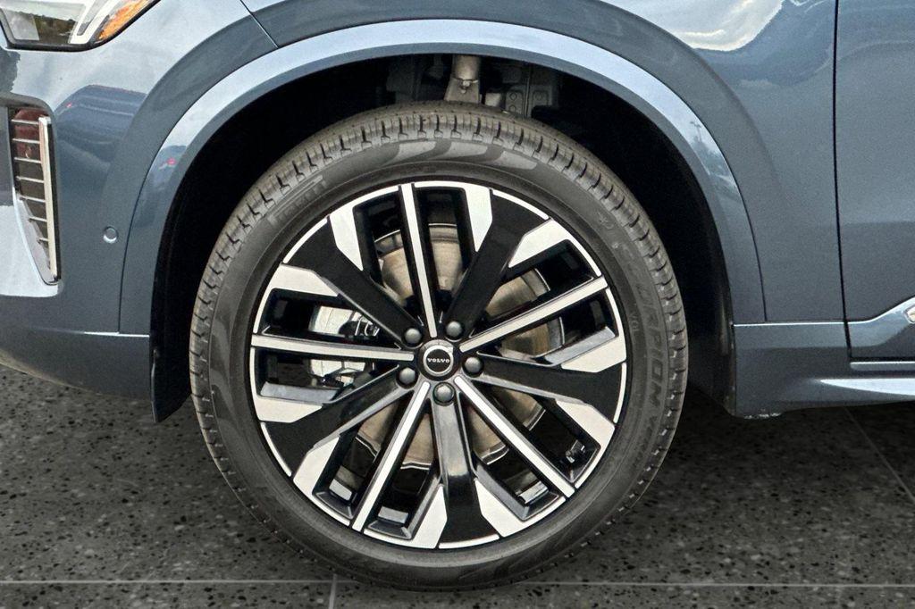 new 2026 Volvo XC90 car, priced at $71,825