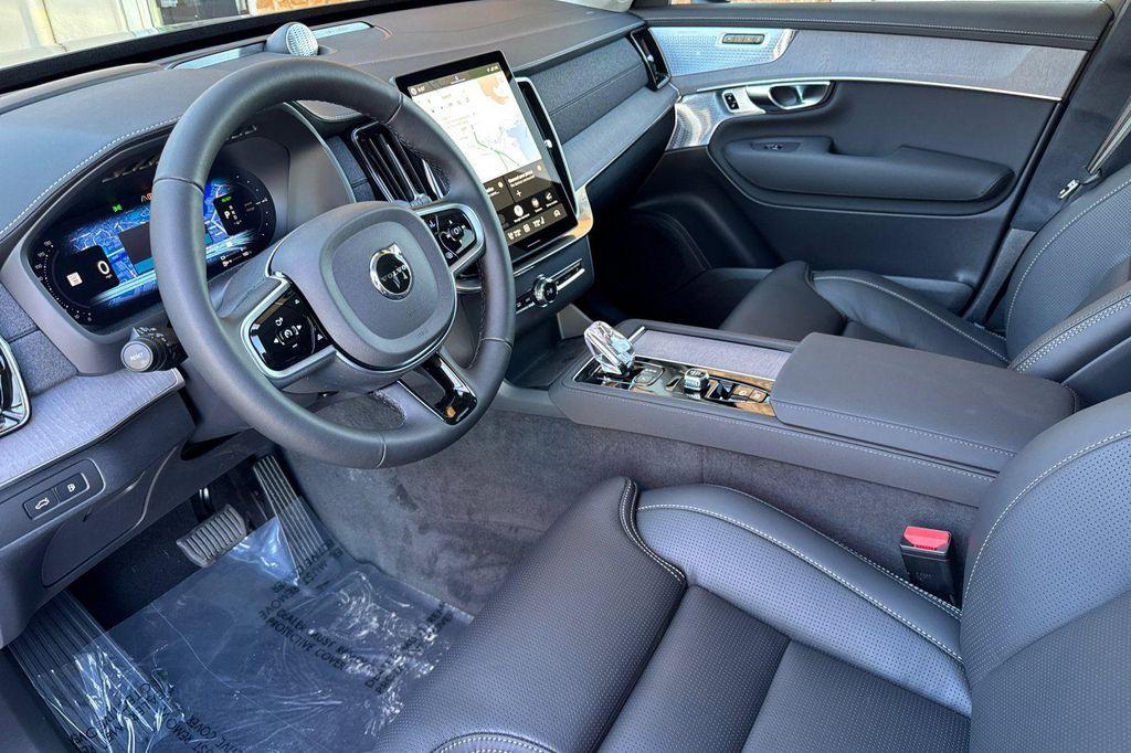 new 2026 Volvo XC90 Plug-In Hybrid car, priced at $93,190