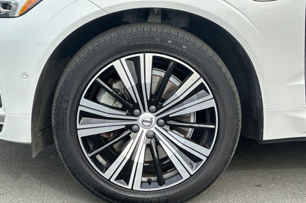 used 2023 Volvo XC60 Recharge Plug-In Hybrid car, priced at $34,500