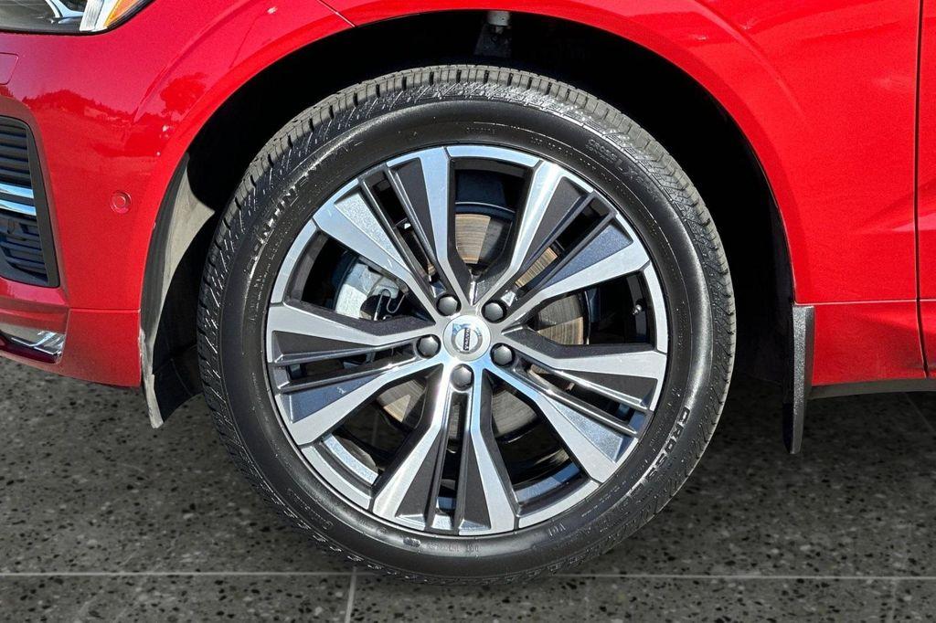 used 2022 Volvo XC60 car, priced at $32,499