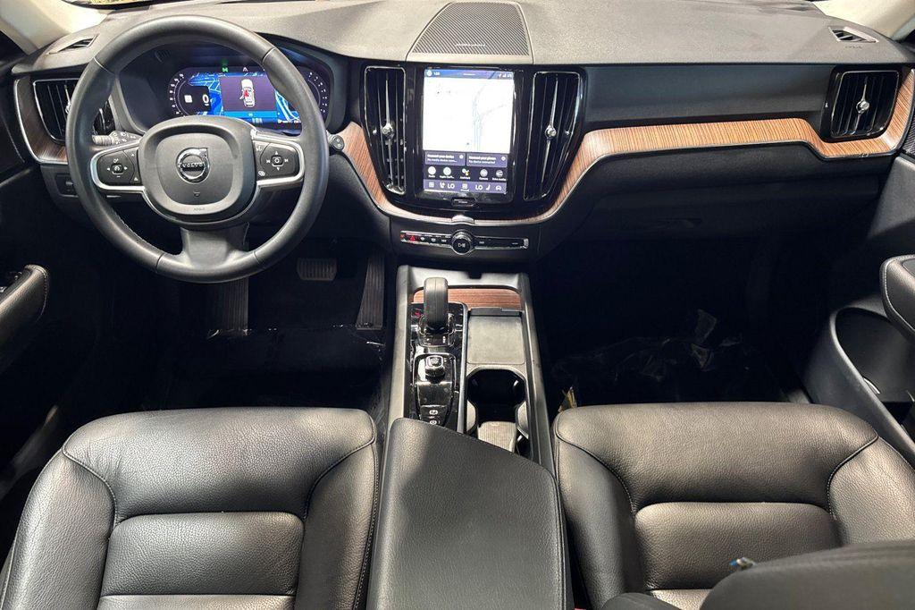 used 2022 Volvo XC60 car, priced at $32,499