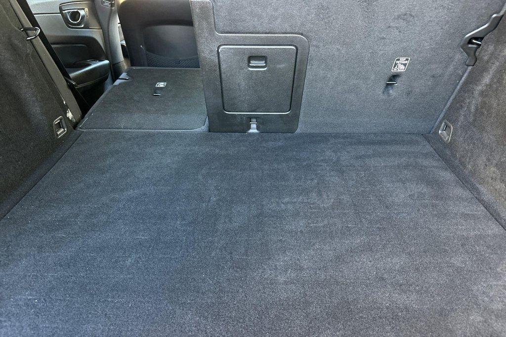 used 2020 Volvo XC60 car, priced at $23,999