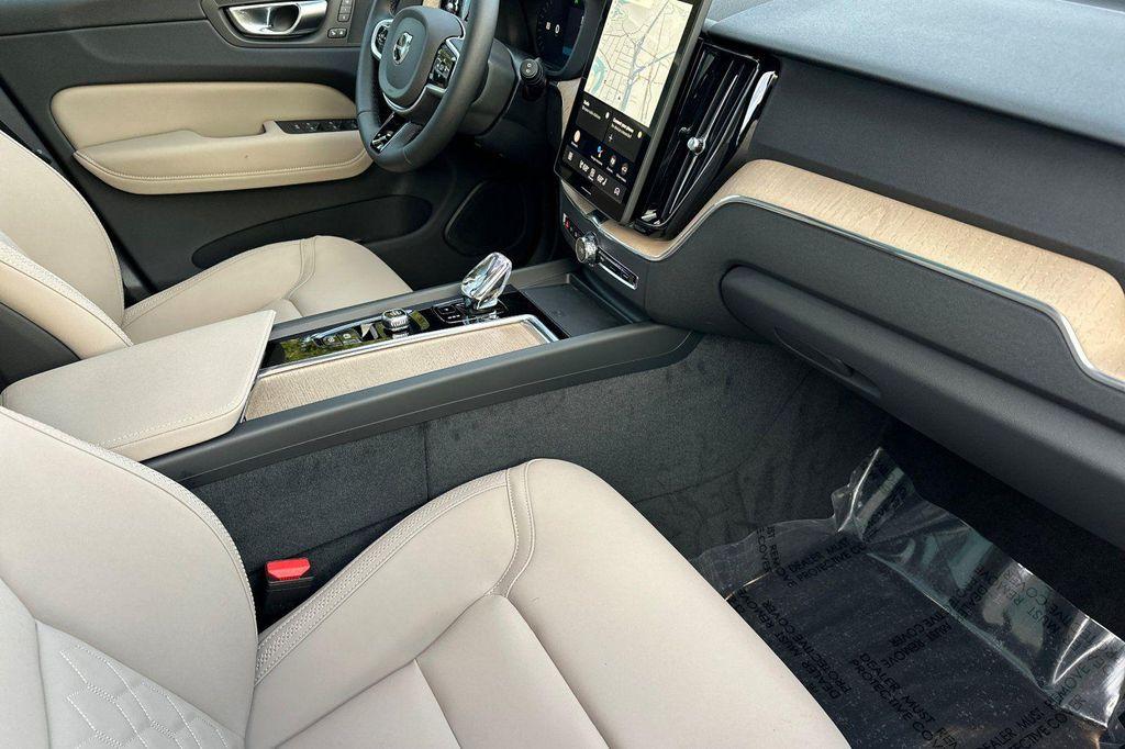 new 2026 Volvo XC60 Plug-In Hybrid car