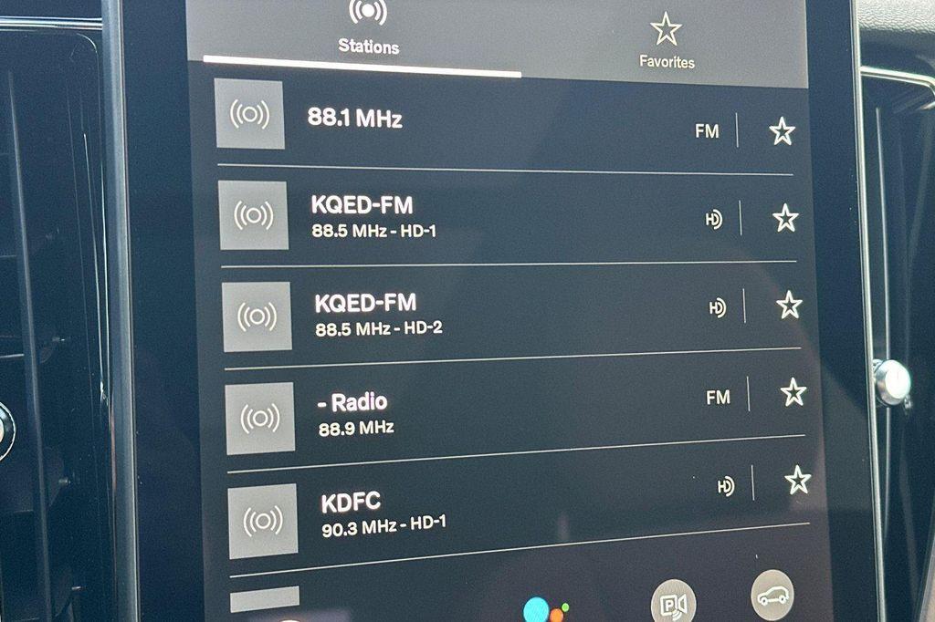 new 2026 Volvo XC60 Plug-In Hybrid car