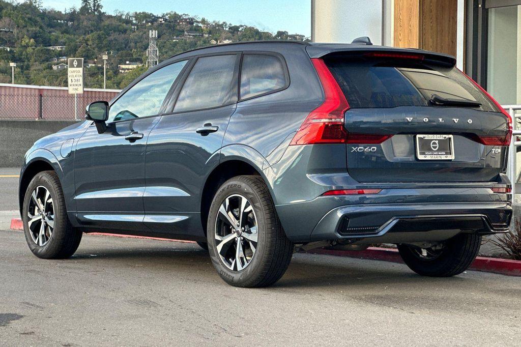 new 2026 Volvo XC60 Plug-In Hybrid car
