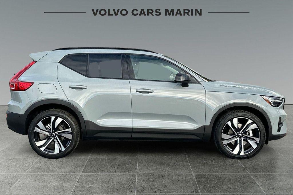 new 2026 Volvo XC40 car, priced at $53,525