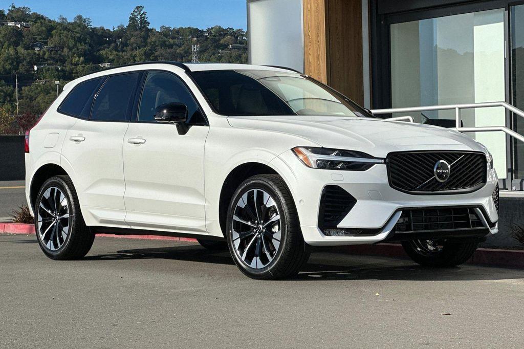 new 2026 Volvo XC60 car, priced at $57,985