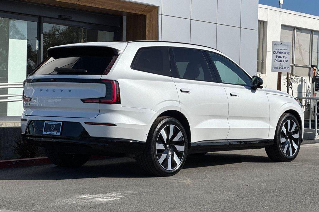 new 2026 Volvo EX90 car, priced at $87,080