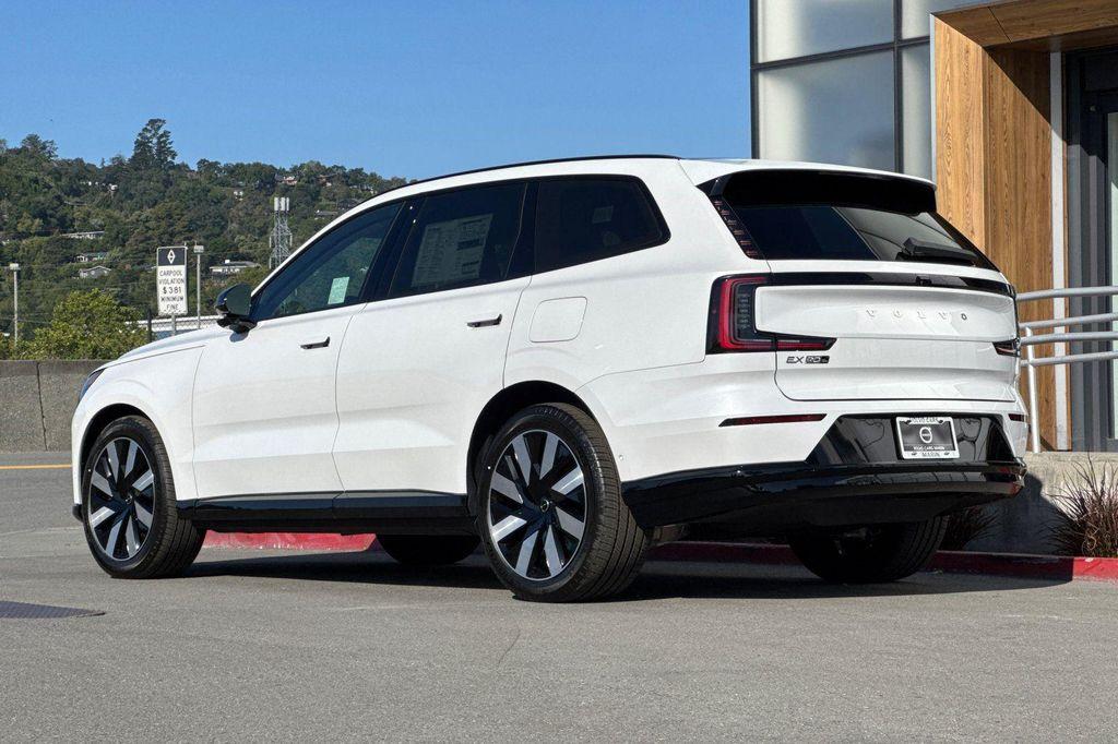 new 2026 Volvo EX90 car, priced at $87,080