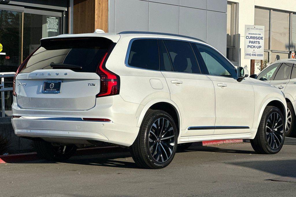 new 2026 Volvo XC90 Plug-In Hybrid car