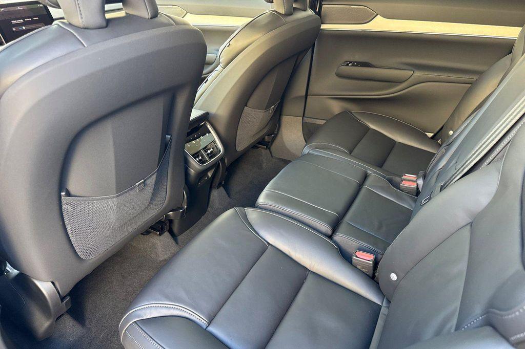 new 2026 Volvo EX90 car, priced at $92,080