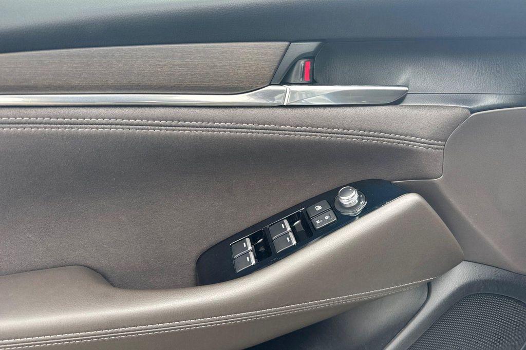 used 2018 Mazda Mazda6 car, priced at $20,777