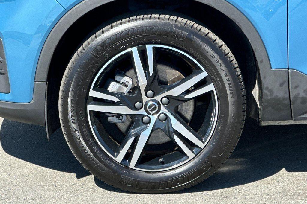 used 2025 Volvo XC40 car, priced at $31,599