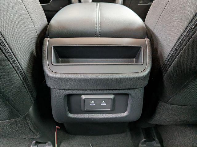 new 2026 Nissan Pathfinder car, priced at $37,951