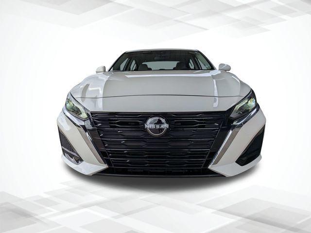 used 2023 Nissan Altima car, priced at $22,997