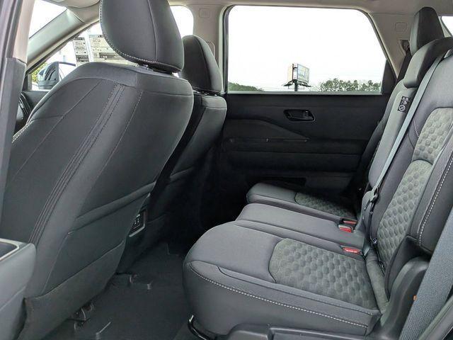 new 2026 Nissan Pathfinder car, priced at $37,951