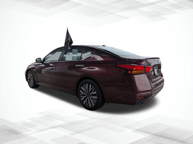 used 2023 Nissan Altima car, priced at $17,219