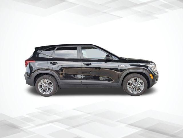 used 2026 Kia Seltos car, priced at $24,899