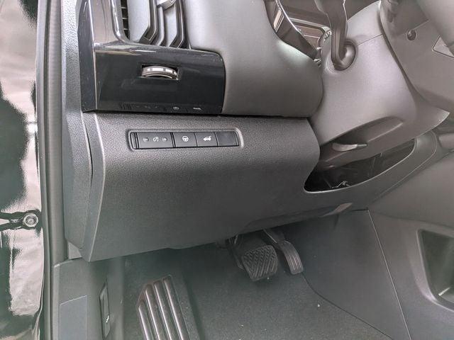 new 2026 Nissan Pathfinder car, priced at $37,951