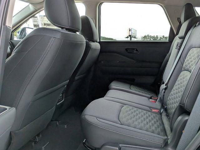 new 2026 Nissan Pathfinder car, priced at $37,951
