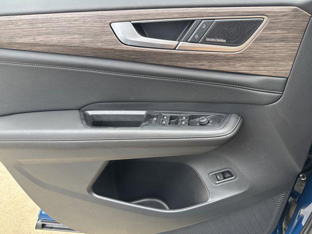 new 2026 Volkswagen Atlas car, priced at $54,136