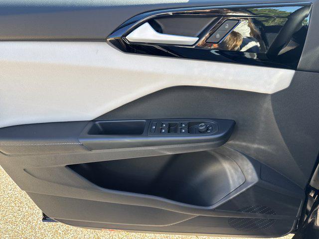 new 2026 Volkswagen Taos car, priced at $28,601