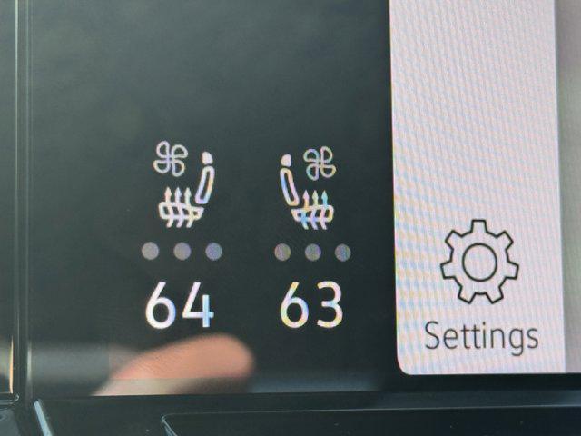 new 2026 Volkswagen Atlas Cross Sport car, priced at $53,694