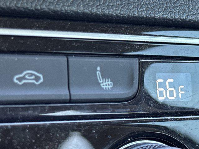 used 2023 Volkswagen Atlas car, priced at $25,999