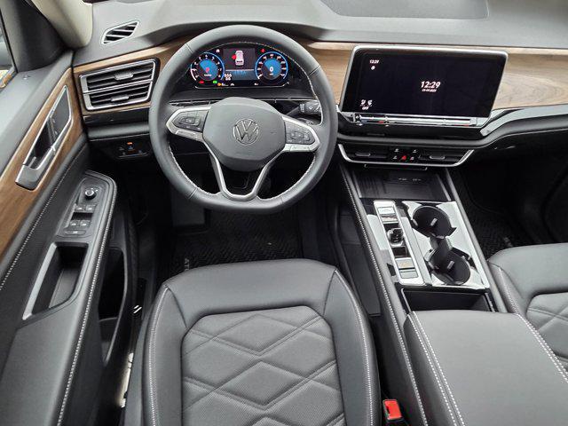 new 2026 Volkswagen Atlas car, priced at $45,486