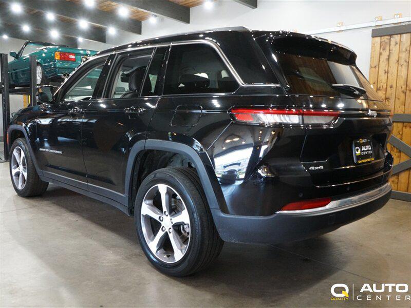 used 2023 Jeep Grand Cherokee car, priced at $27,676