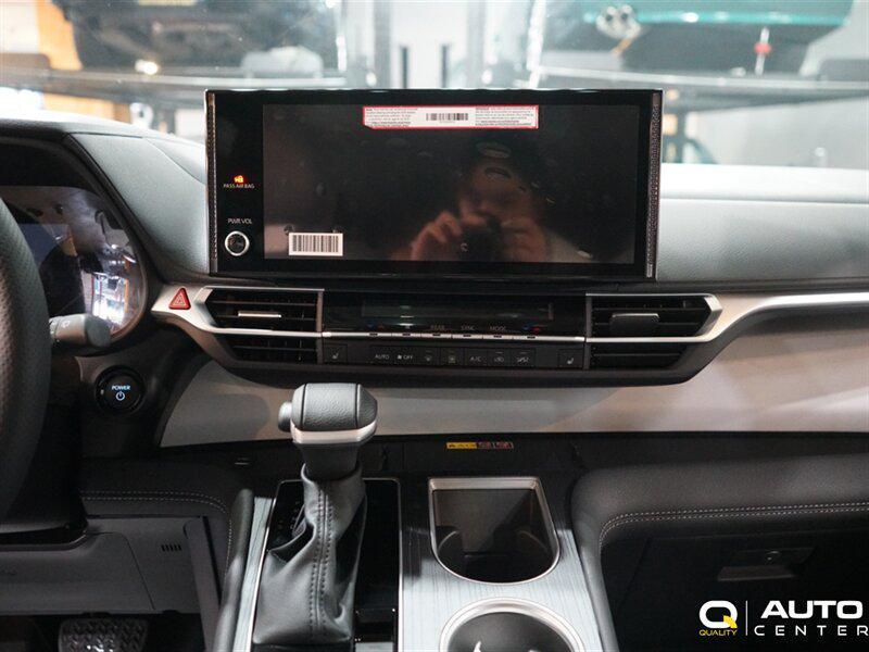 used 2025 Toyota Sienna car, priced at $49,998