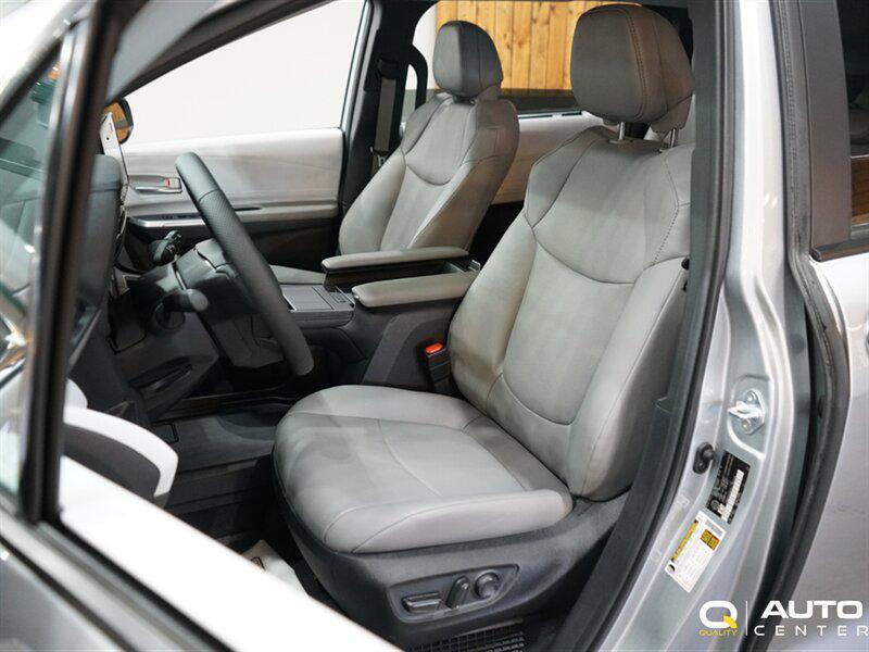 used 2025 Toyota Sienna car, priced at $49,998