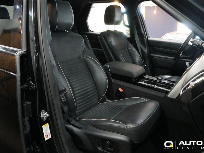 used 2017 Land Rover Discovery car, priced at $24,676