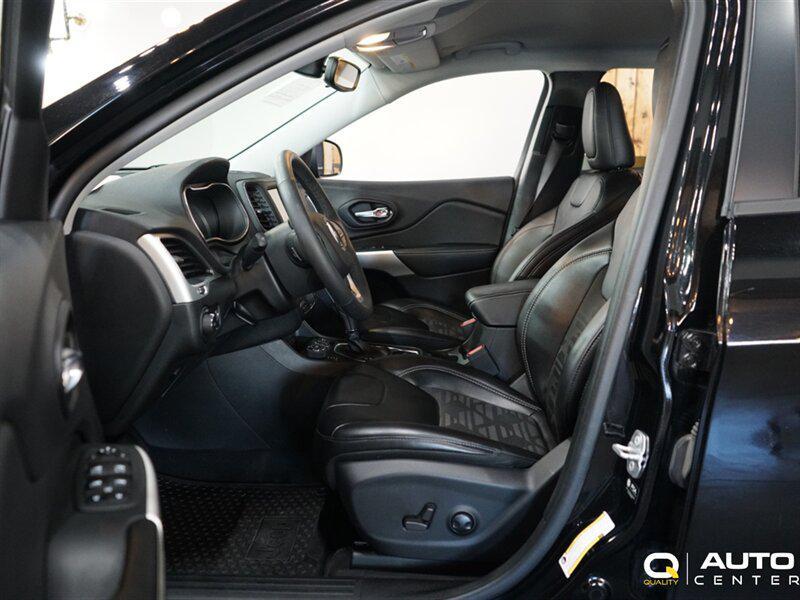 used 2022 Jeep Cherokee car, priced at $23,998