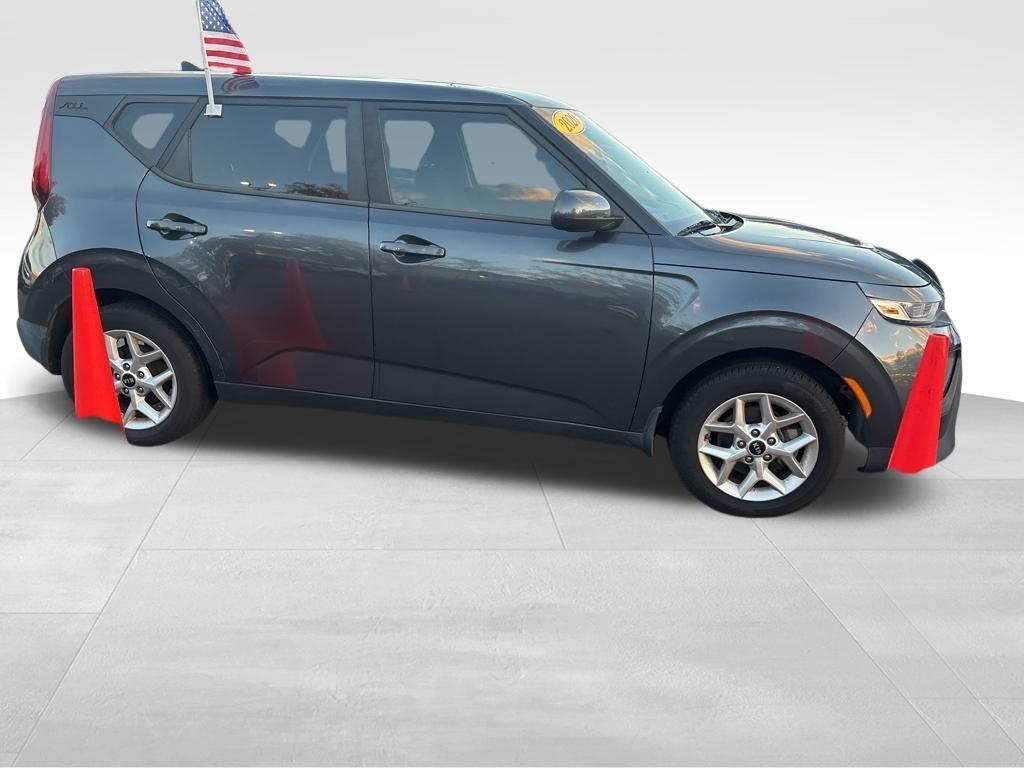 used 2020 Kia Soul car, priced at $10,989
