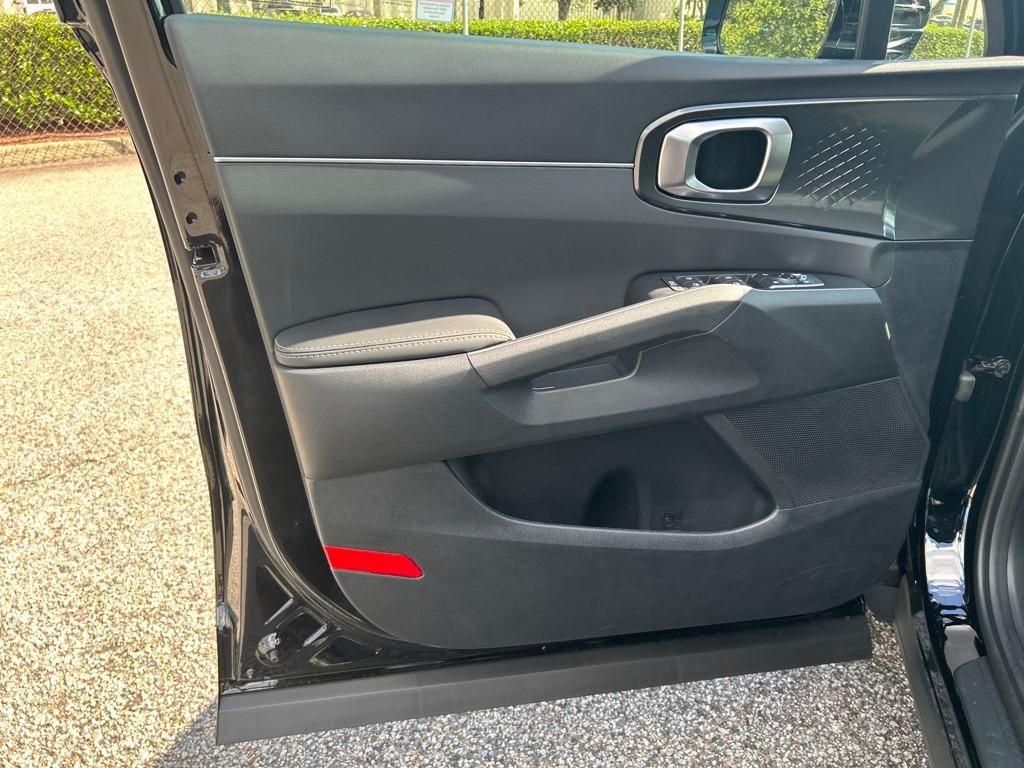 new 2026 Kia Sorento car, priced at $30,682