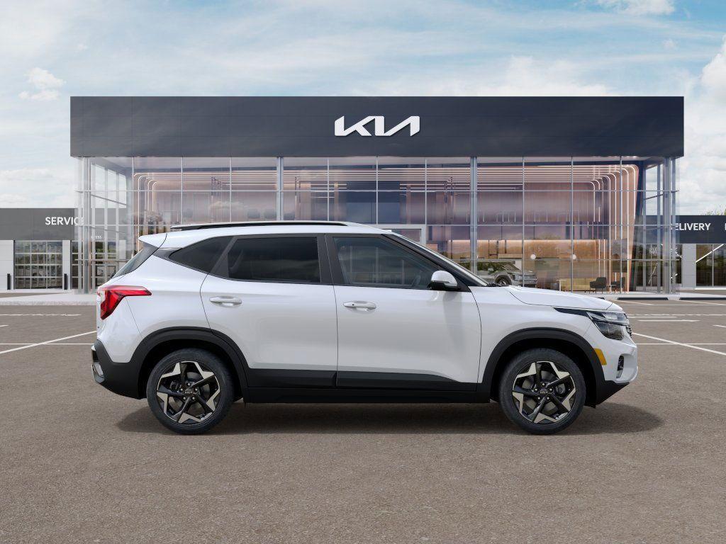 new 2025 Kia Seltos car, priced at $24,324