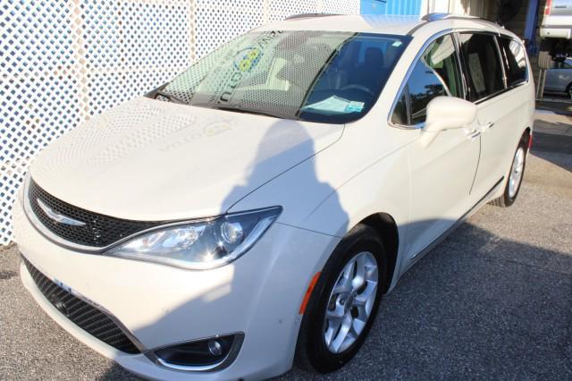 used 2017 Chrysler Pacifica car, priced at $16,988