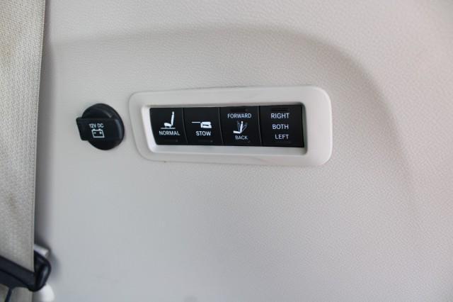 used 2019 Chrysler Pacifica car, priced at $16,988