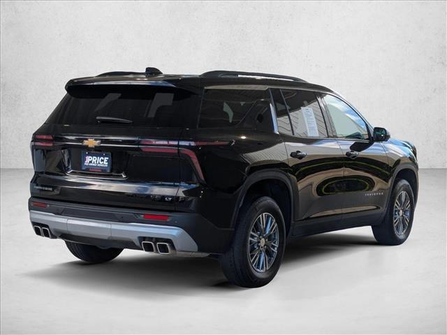 used 2024 Chevrolet Traverse car, priced at $29,998