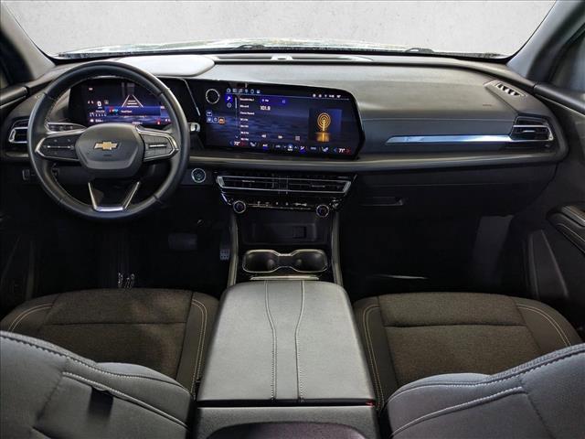 used 2024 Chevrolet Traverse car, priced at $29,998