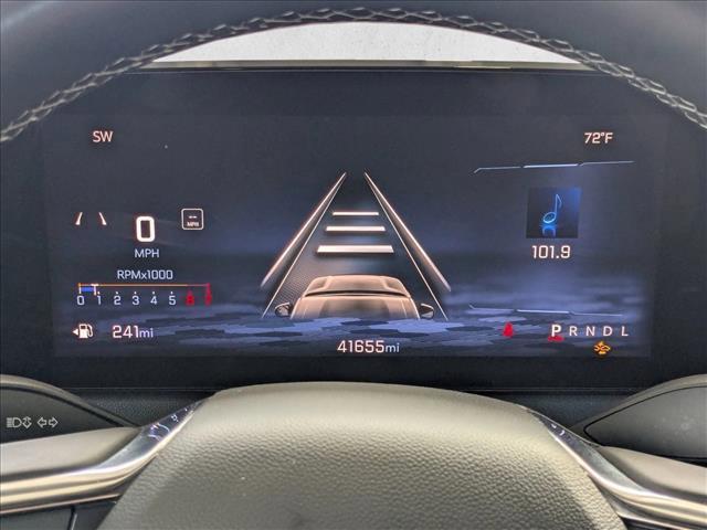 used 2024 Chevrolet Traverse car, priced at $29,998