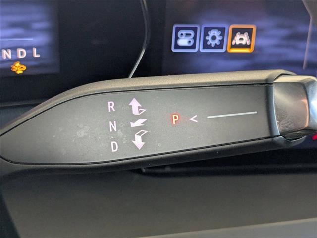 used 2024 Chevrolet Traverse car, priced at $29,998