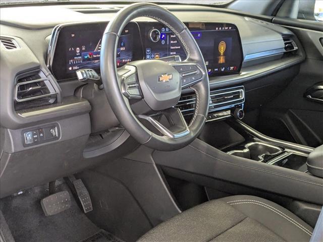 used 2024 Chevrolet Traverse car, priced at $29,998