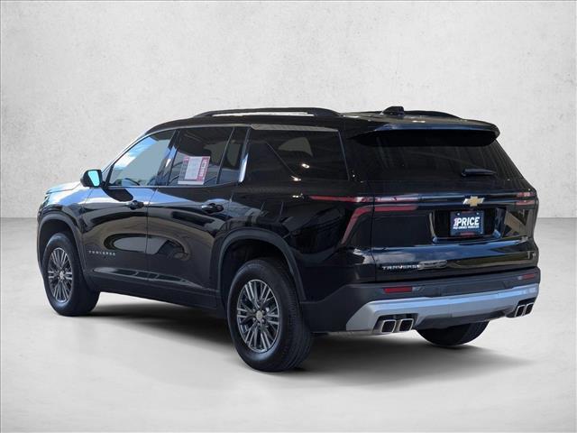used 2024 Chevrolet Traverse car, priced at $29,998
