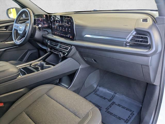 used 2024 Chevrolet Traverse car, priced at $28,898