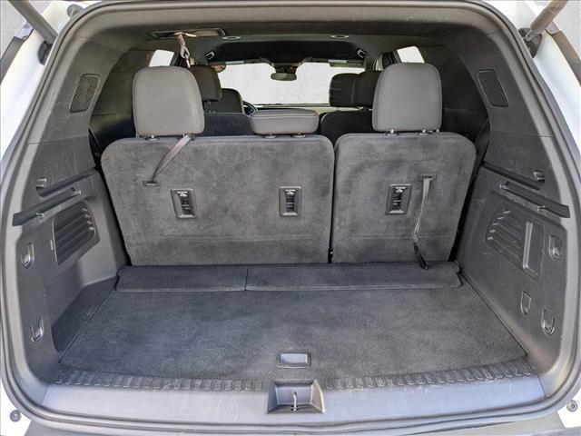 used 2024 Chevrolet Traverse car, priced at $28,898