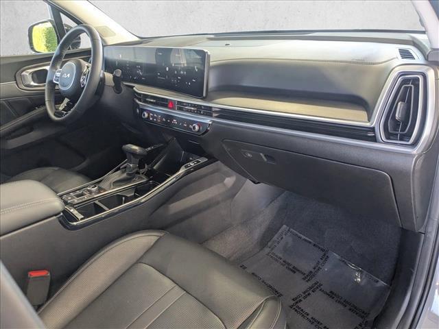 used 2024 Kia Sorento car, priced at $33,212